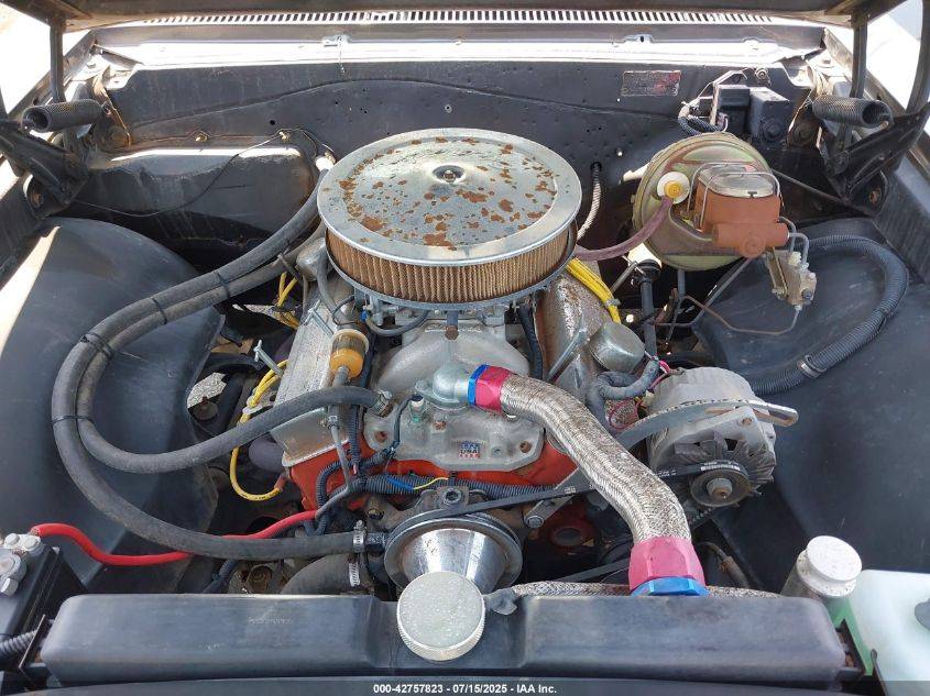Chevy-malibu-1966-grey-2