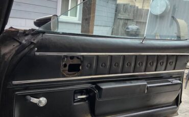 Chevy-malibu-1975-black-3