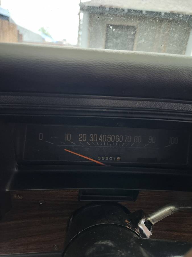 Chevy-malibu-1975-black-5