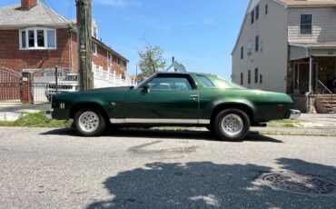 Chevy-malibu-1975-green