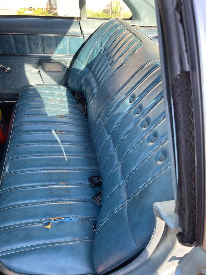 Chevy-malibu-1976-blue-1