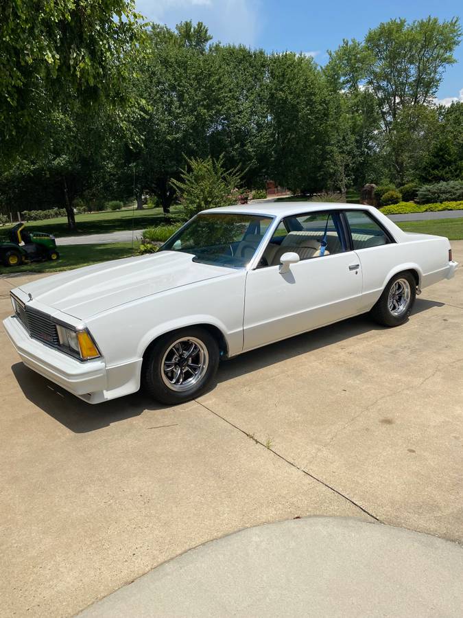 Chevy-malibu-1978-white