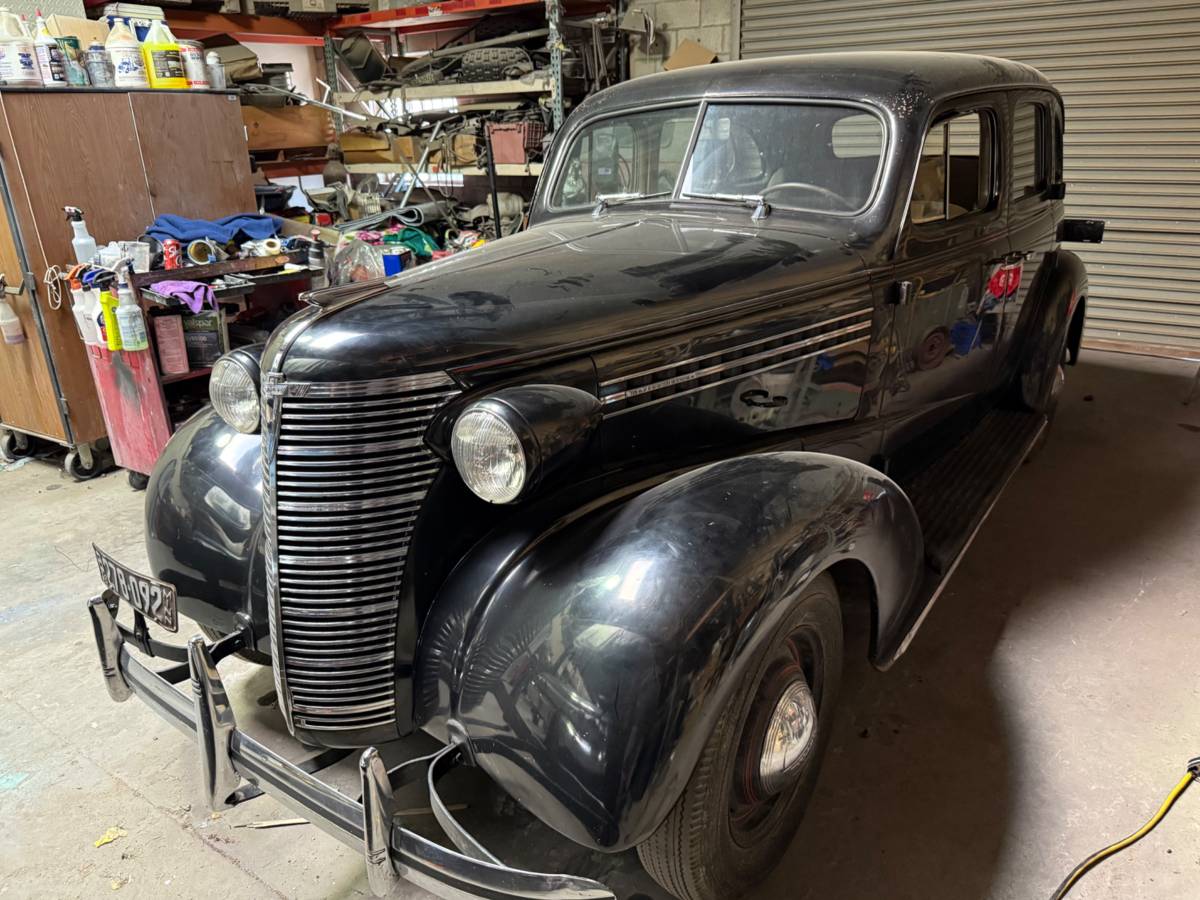 Chevy-master-deluxe-1938-1