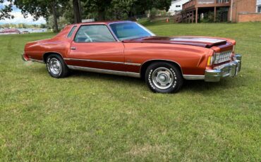 Chevy-monte-carlo-1975-custom-10