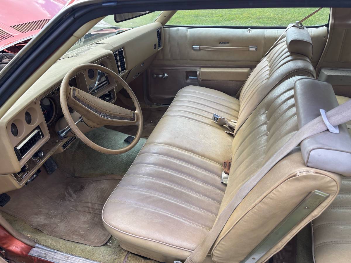 Chevy-monte-carlo-1975-custom-7
