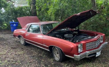 Chevy-monte-carlo-1976-red