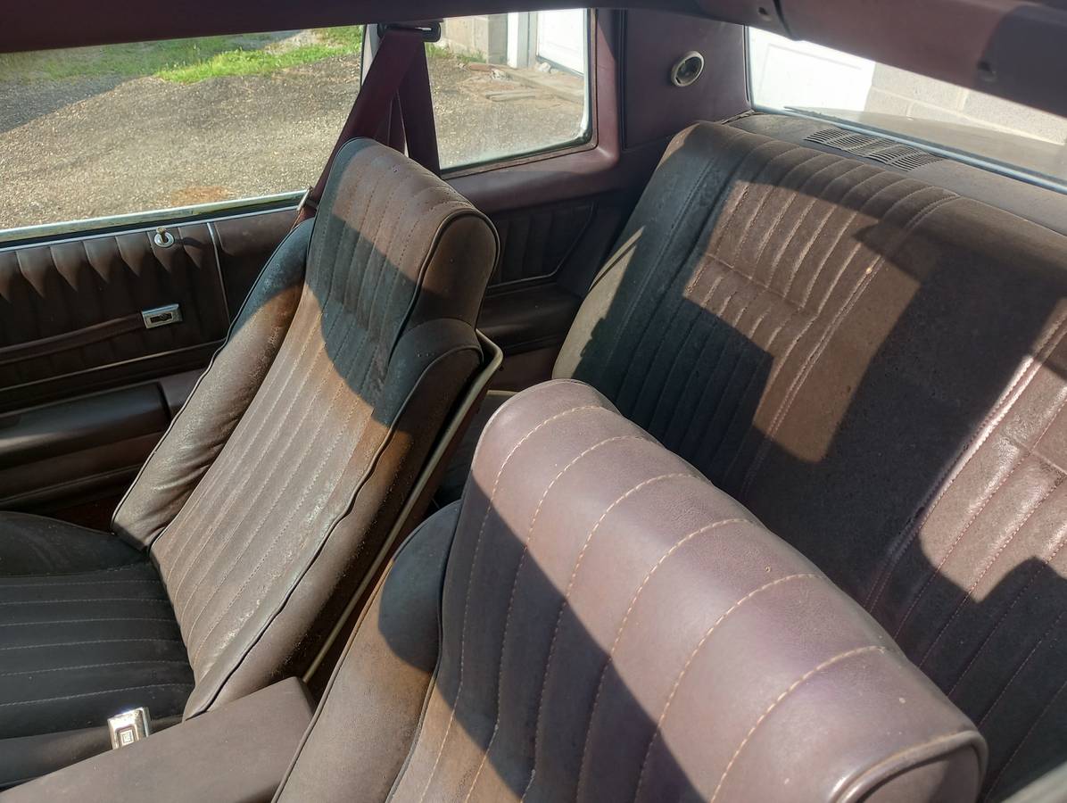 Chevy-monte-carlo-1980-black-1