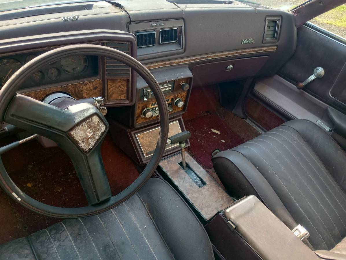 Chevy-monte-carlo-1980-black-2