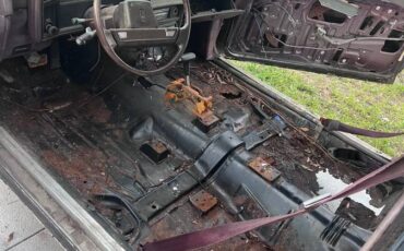 Chevy-monte-carlo-1985-10