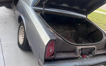 Chevy-monte-carlo-1985-14