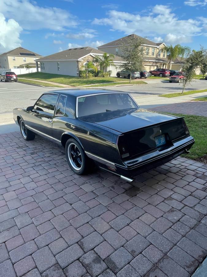 Chevy-monte-carlo-1986-black-4