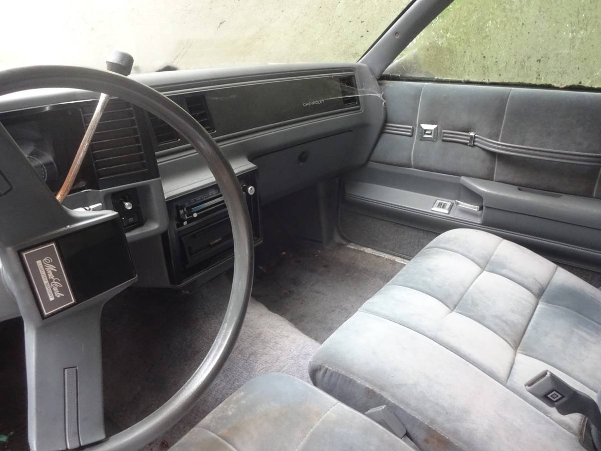 Chevy-monte-carlo-ls-1987-grey-3
