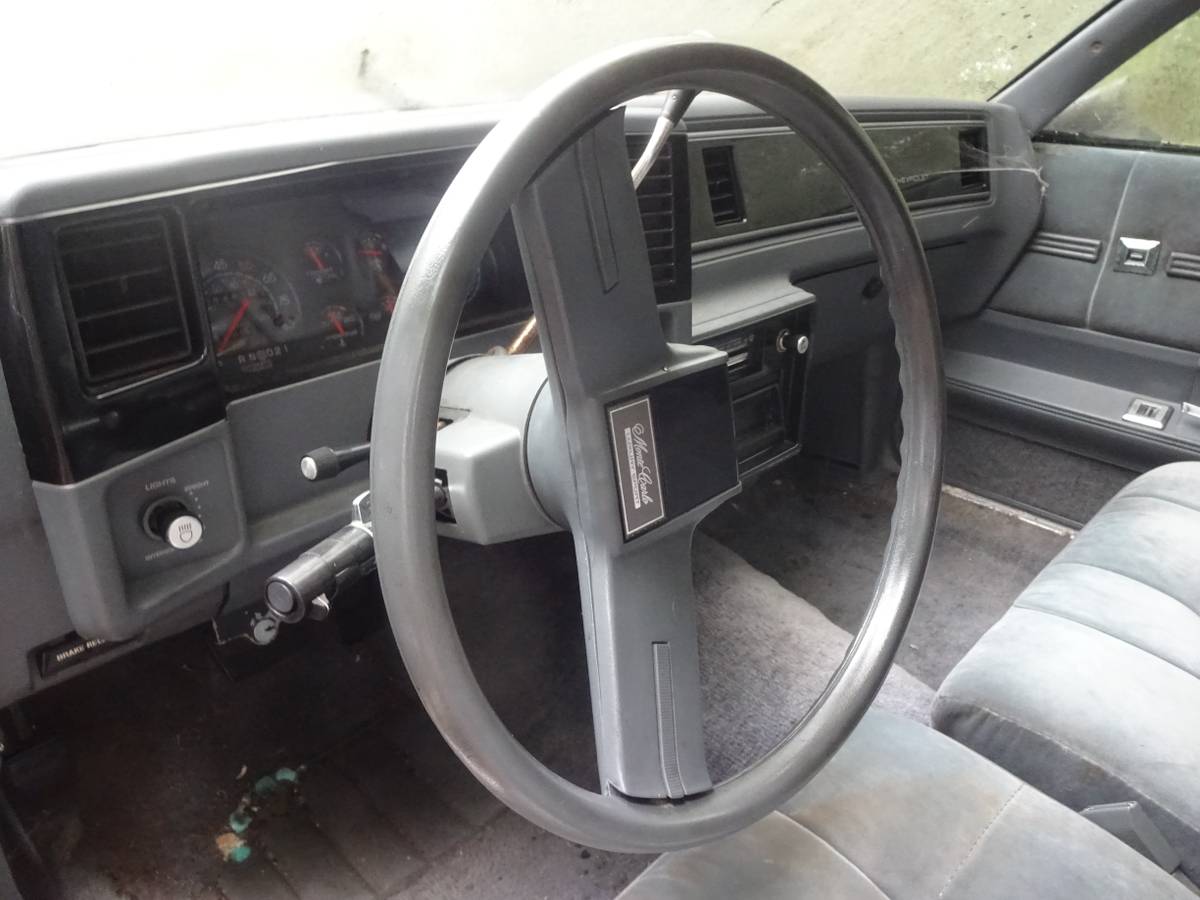 Chevy-monte-carlo-ls-1987-grey-9