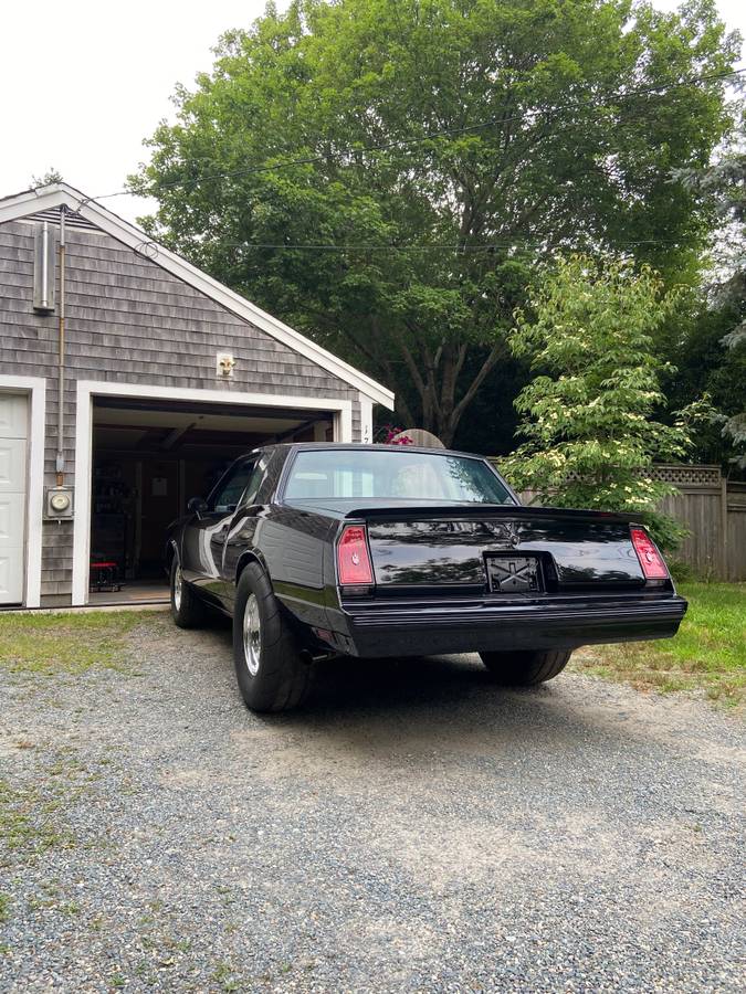 Chevy-monte-carlo-ss-1984-black-3