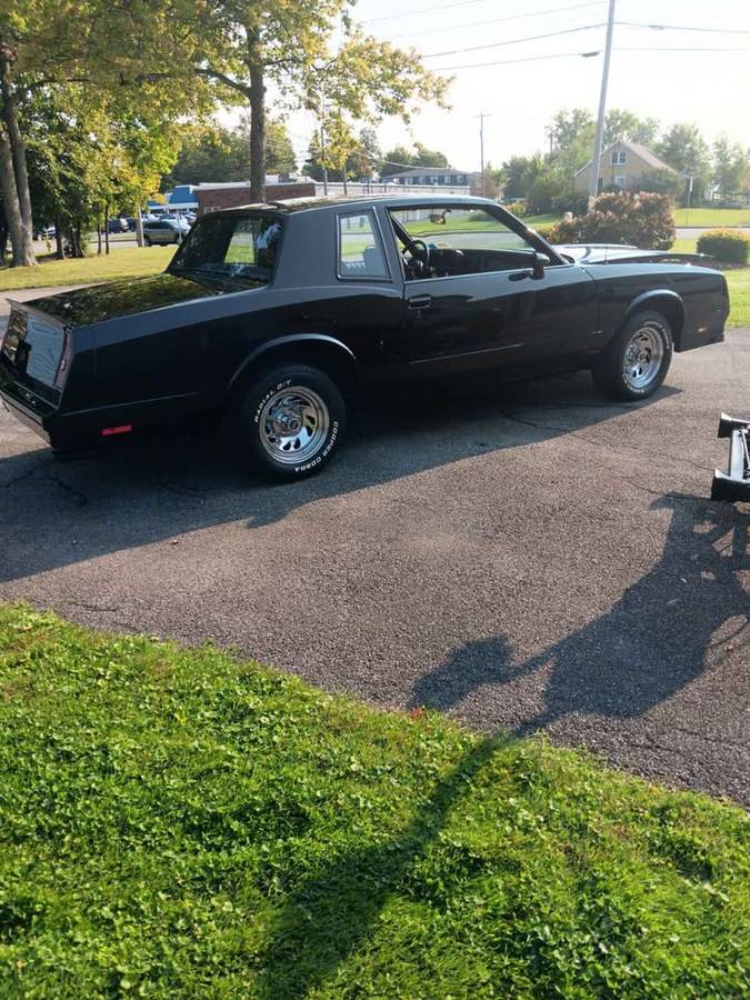 Chevy-monte-carlo-ss-1985-black-8