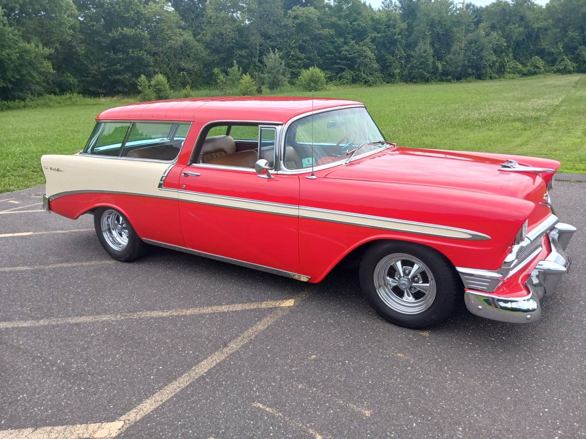 Chevy-nomad-1956-red-11
