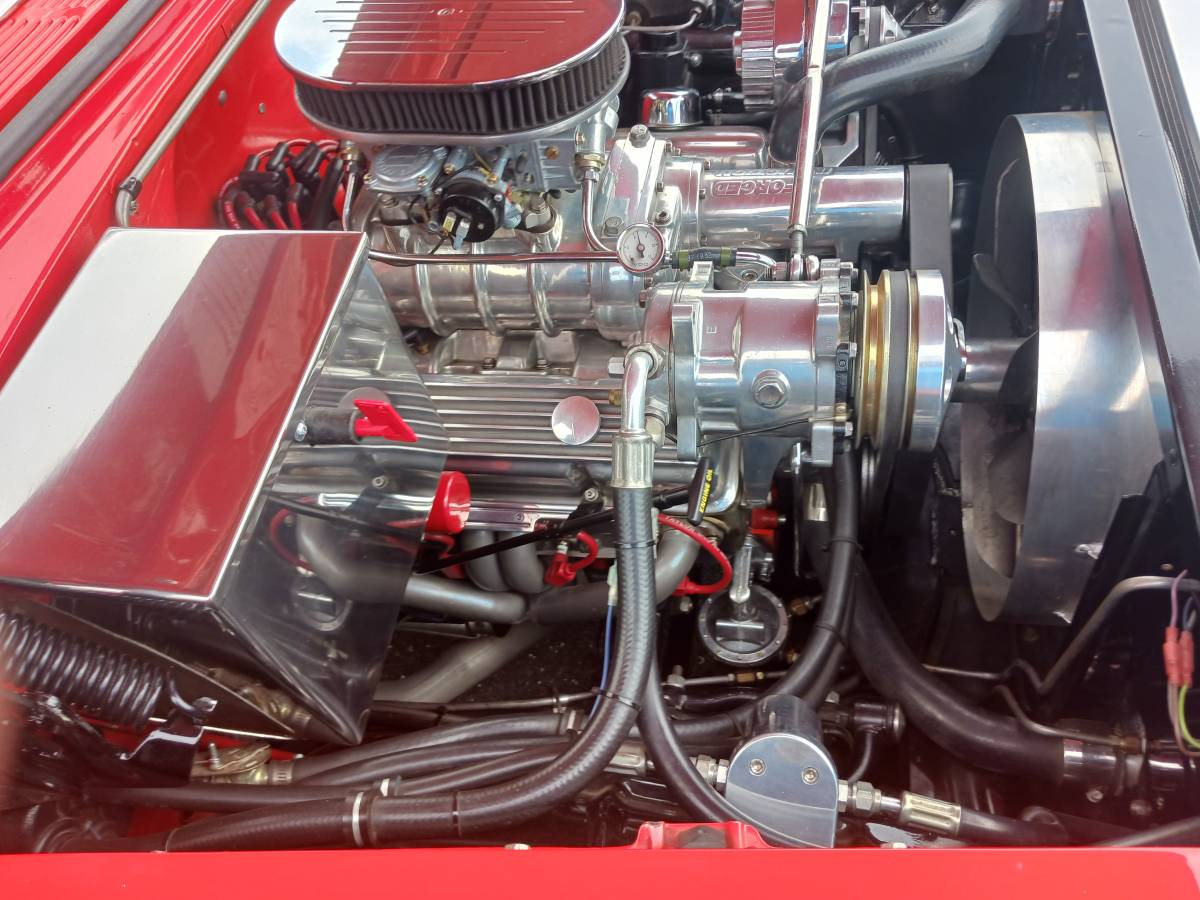 Chevy-nomad-1956-red-8