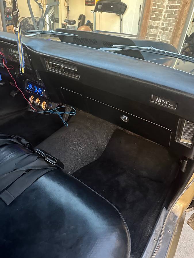Chevy-nova-1969-custom-11