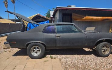 Chevy-nova-1974-black