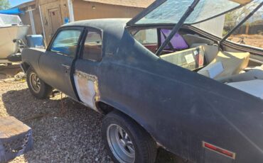 Chevy-nova-1974-black-7