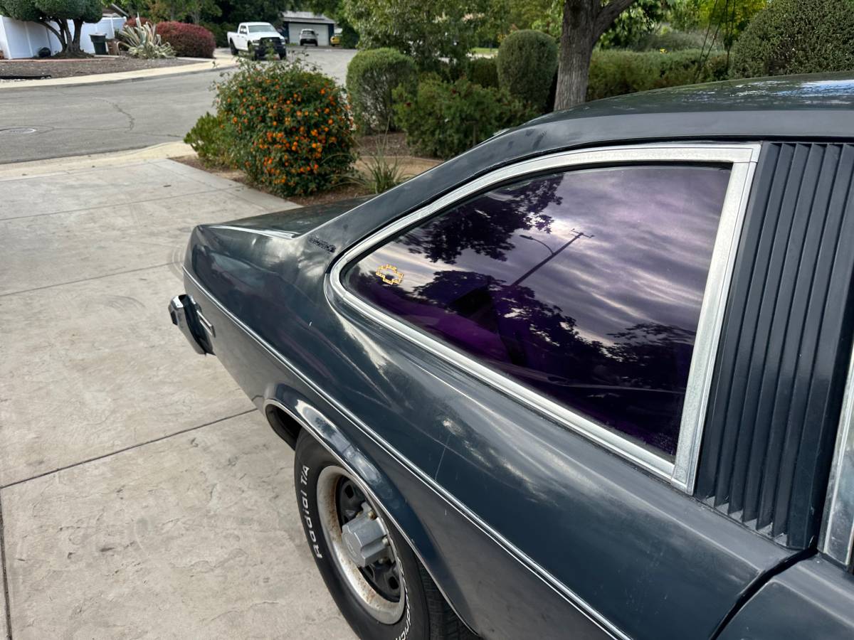 Chevy-nova-1975-blue-5