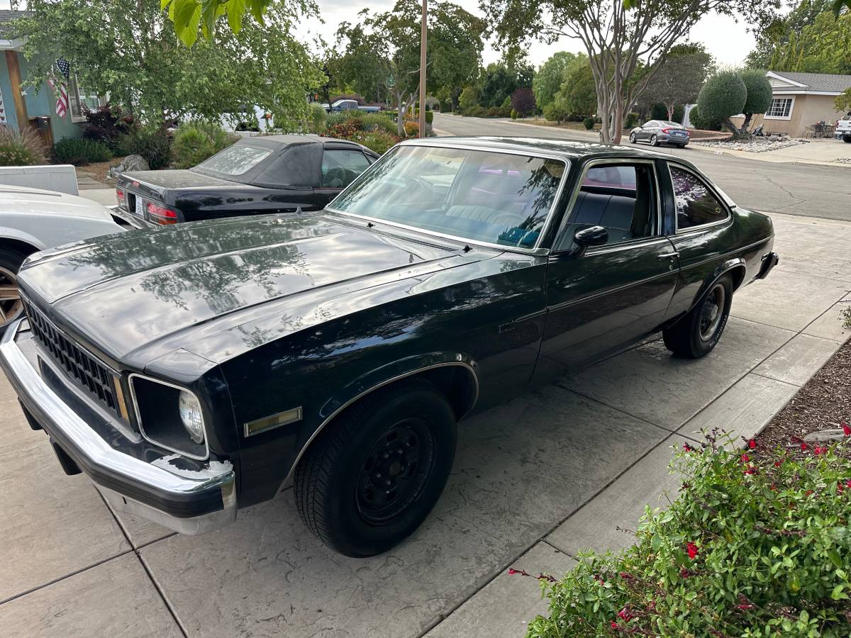Chevy-nova-1975-blue-6
