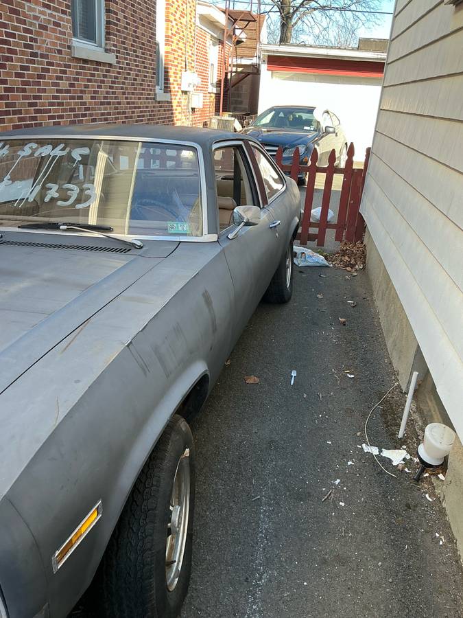 Chevy-nova-1976-black-2
