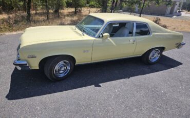 Chevy-nova-ss-1974-yellow-1