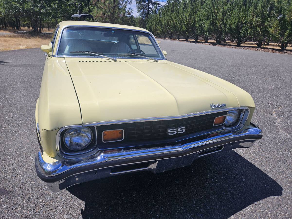 Chevy-nova-ss-1974-yellow-7