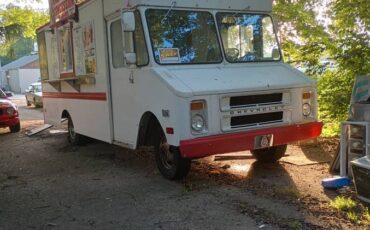 Chevy-p30-step-van-1989-4