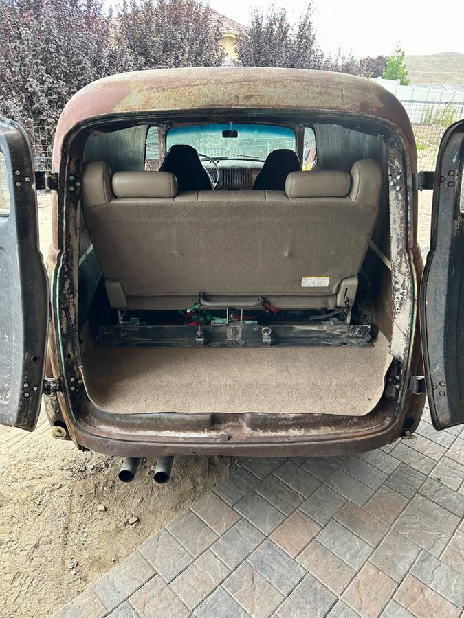 Chevy-panel-truck-1954-custom-12