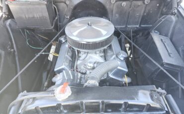 Chevy-panel-truck-1956-white-3