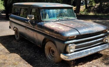 Chevy-panel-truck-suburban-c10-1966