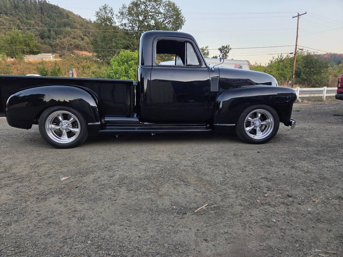 Chevy-pickup-1952-black-4