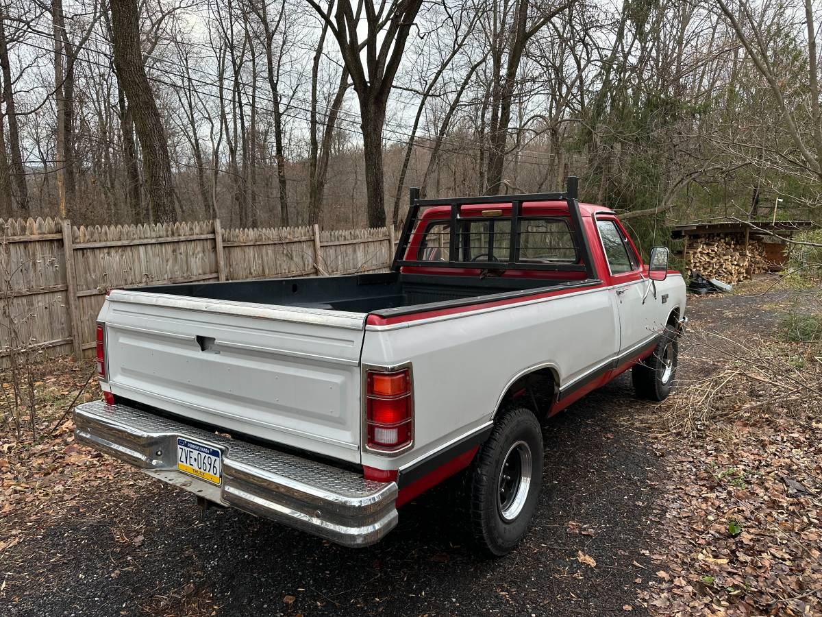 Chevy-pickup-1986-red-1