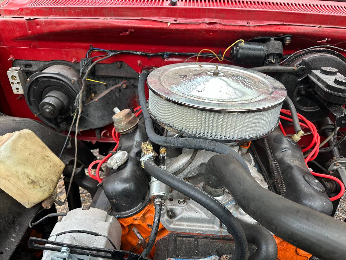 Chevy-pickup-1986-red-2