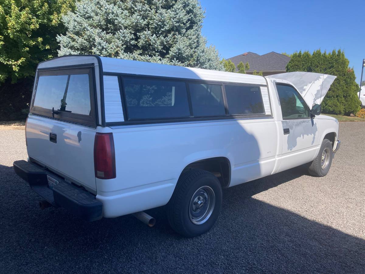 Chevy-pickup-1994-white-4