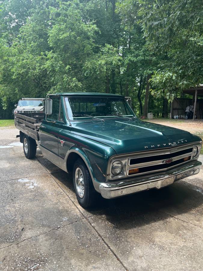 Chevy-pickup-30-full-ton-8lug-1967-green-2