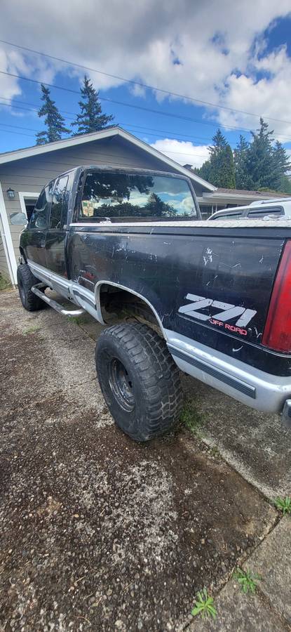 Chevy-pickup-truck-1991-black-1