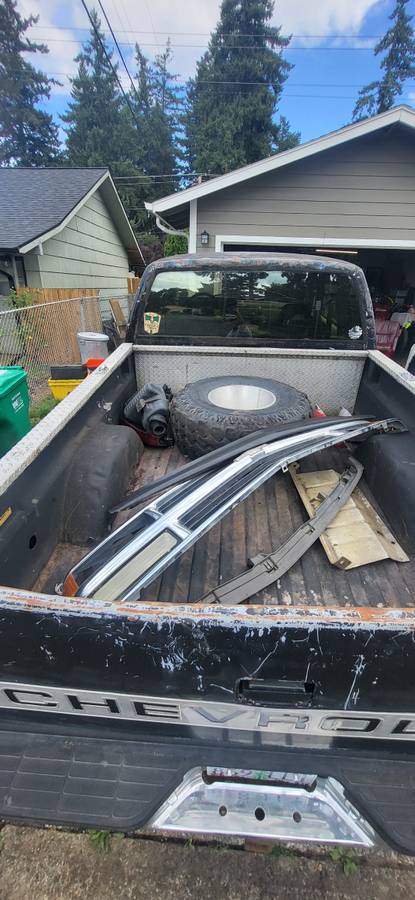Chevy-pickup-truck-1991-black-8