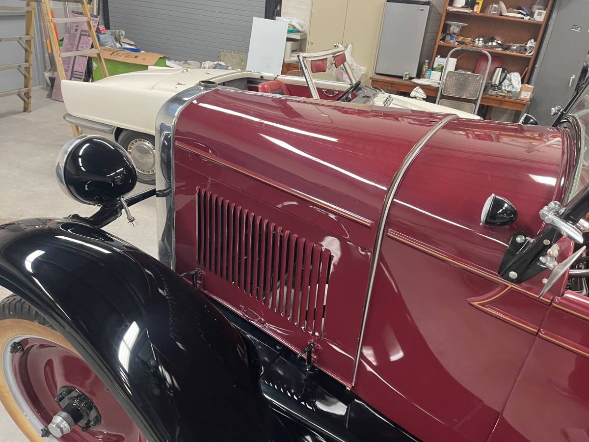 Chevy-roadster-1928-red-12
