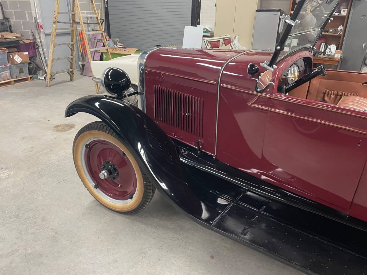 Chevy-roadster-1928-red-15