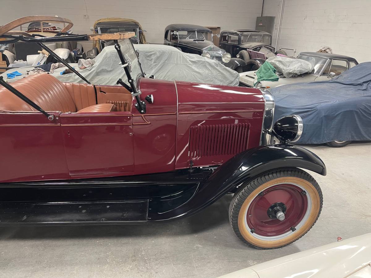 Chevy-roadster-1928-red-2