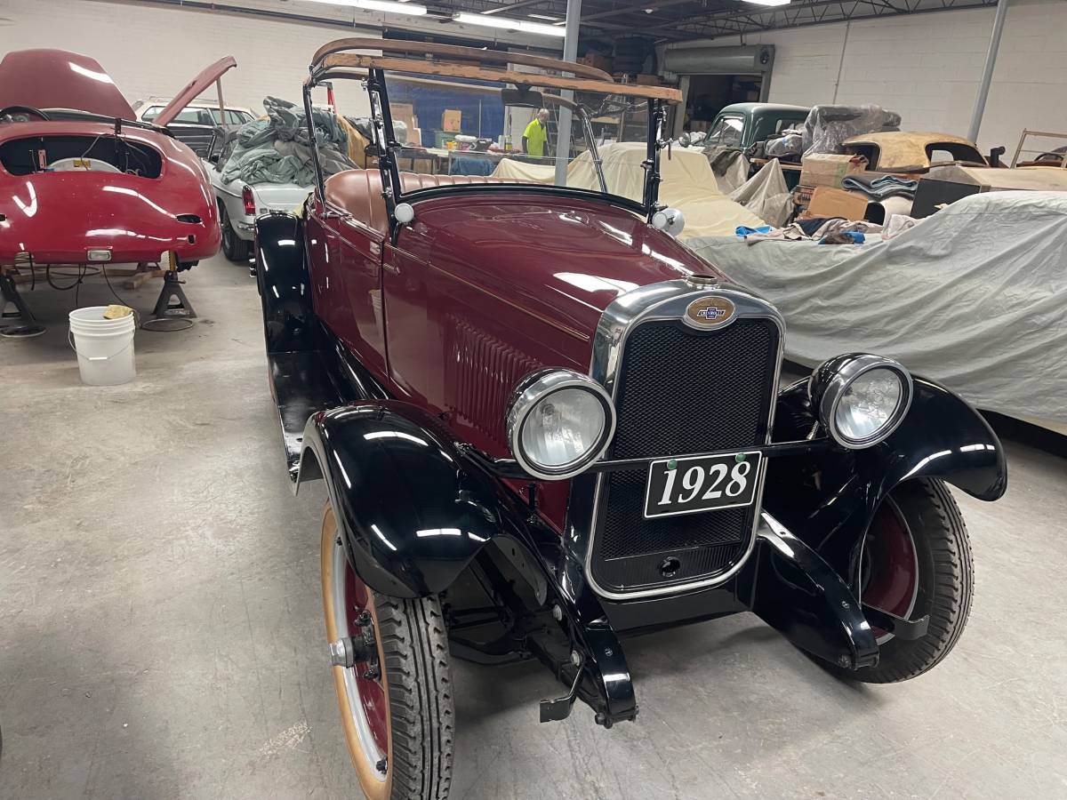 Chevy-roadster-1928-red-21