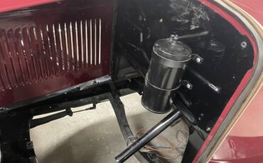 Chevy-roadster-1928-red-8