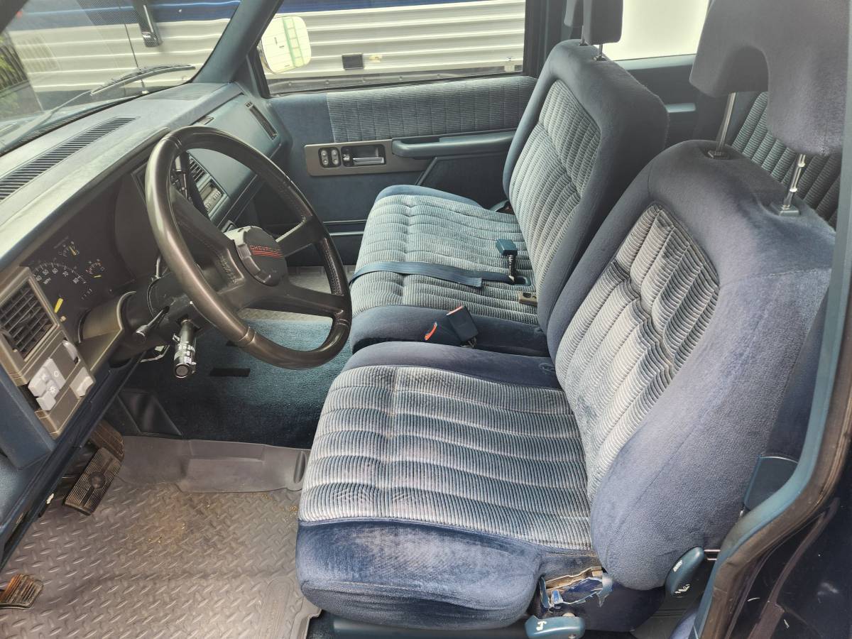 Chevy-s-silverado-1994-blue-4