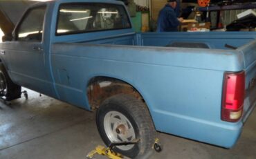 Chevy-s10-1986-blue-3