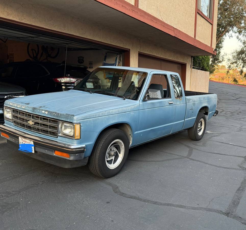 Chevy-s10-1987-blue-2