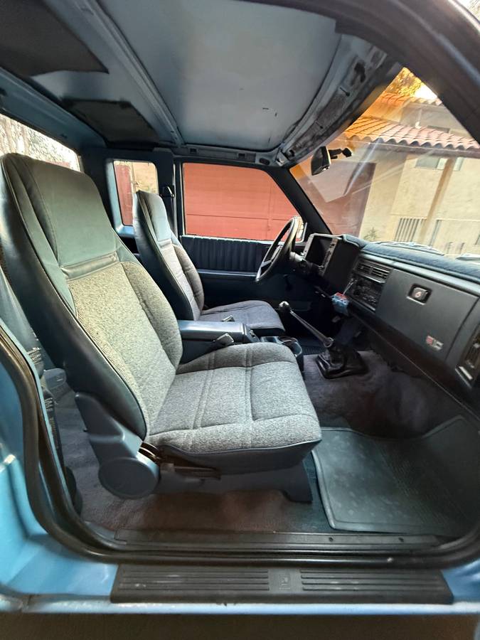 Chevy-s10-1987-blue-7