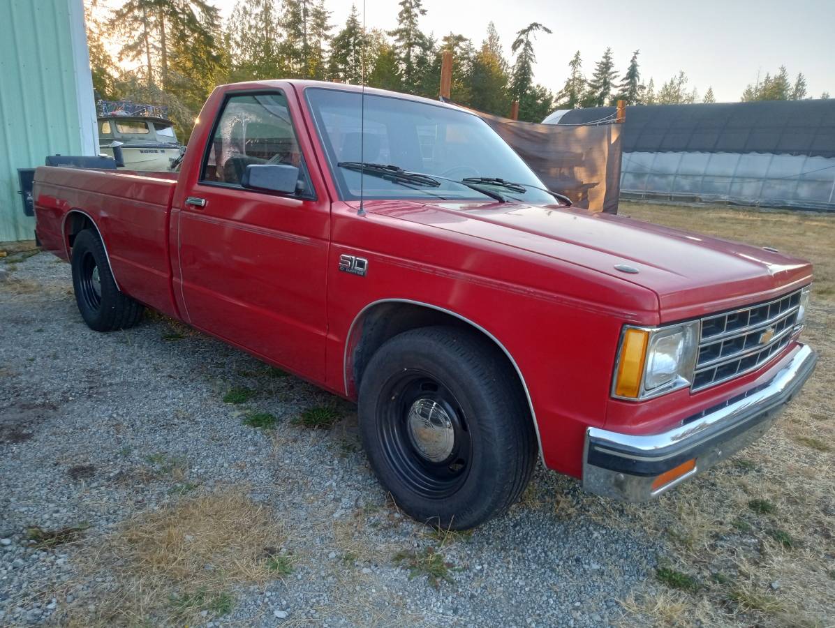 Chevy-s10-1987-red-3